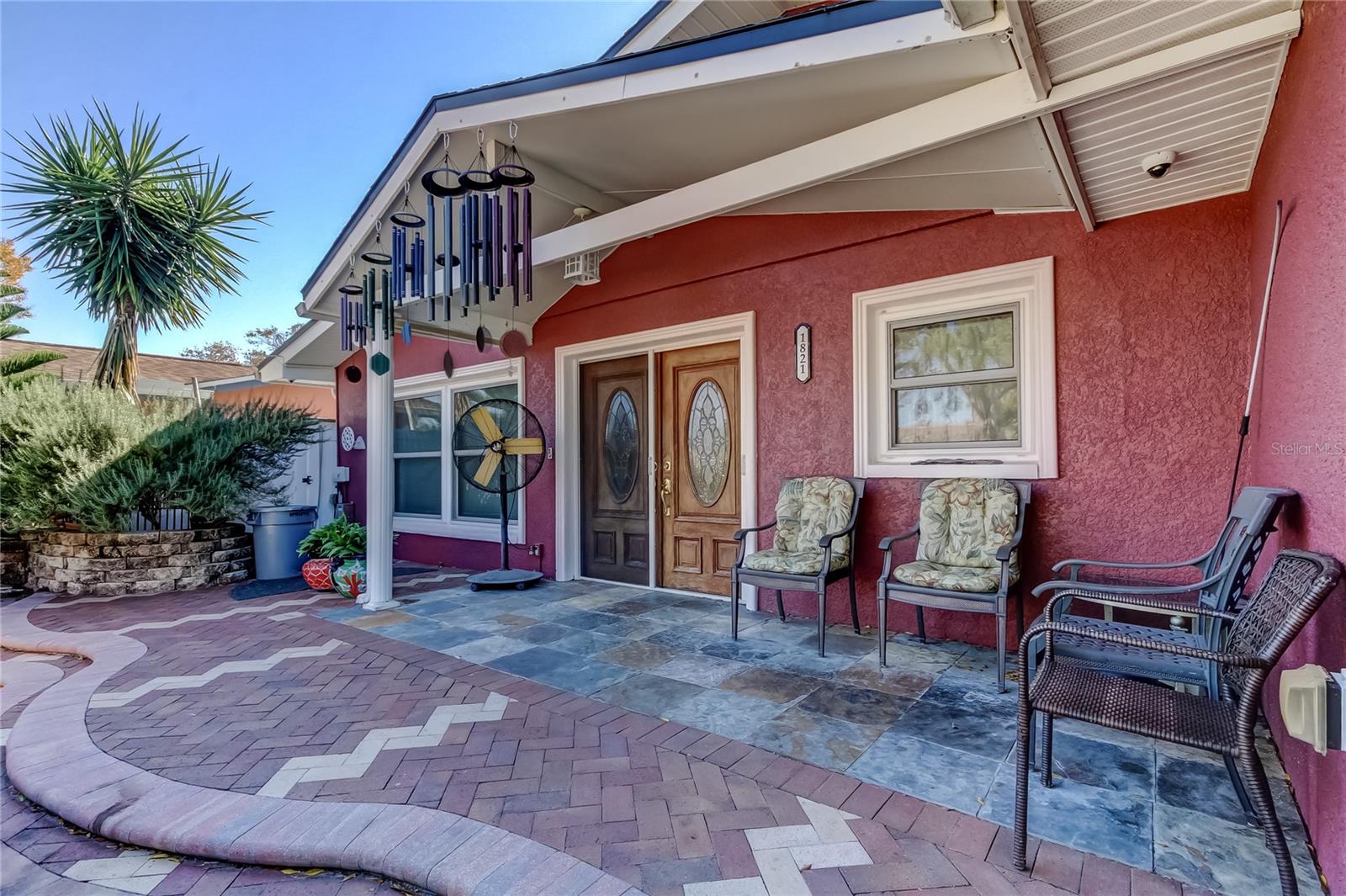 Details for 1821 Driftwood Circle N, OLDSMAR, FL 34677