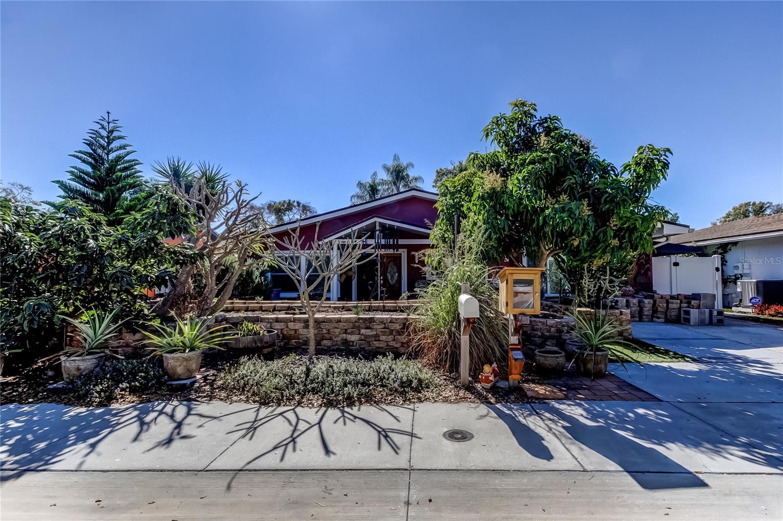 Image 15 of 68 For 1821 Driftwood Circle N