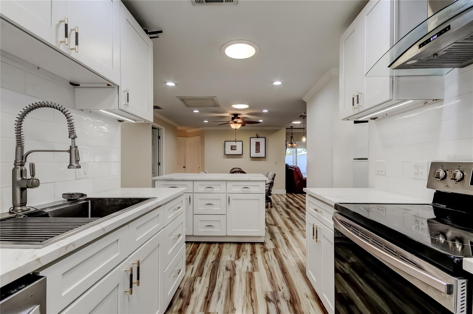 Image 34 of 68 For 1821 Driftwood Circle N