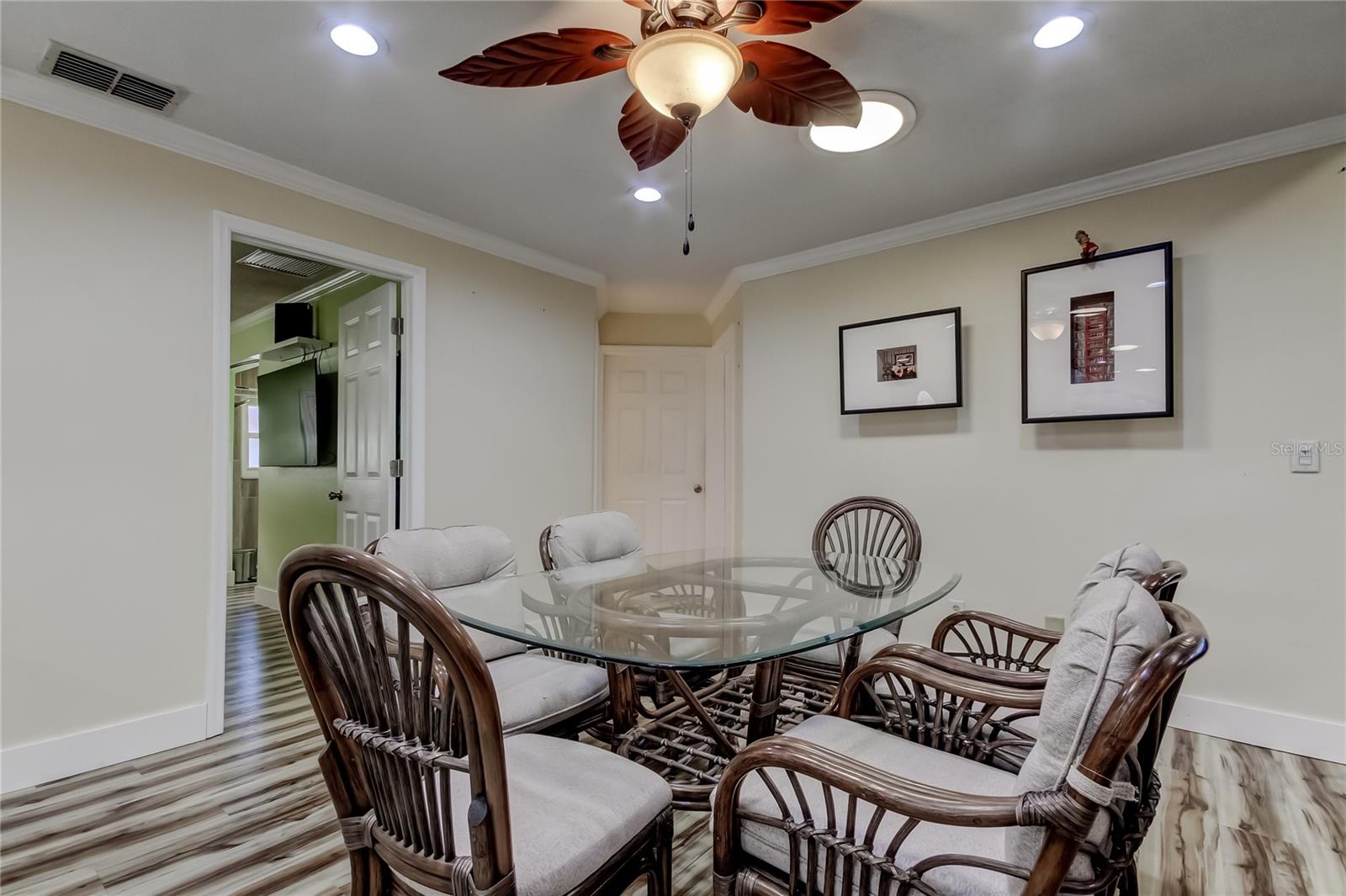 Image 39 of 68 For 1821 Driftwood Circle N