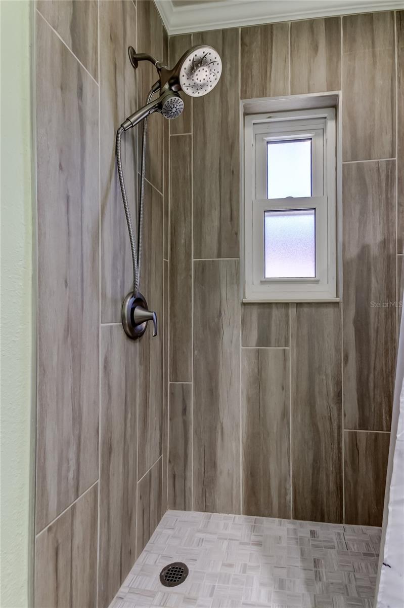 Image 55 of 68 For 1821 Driftwood Circle N