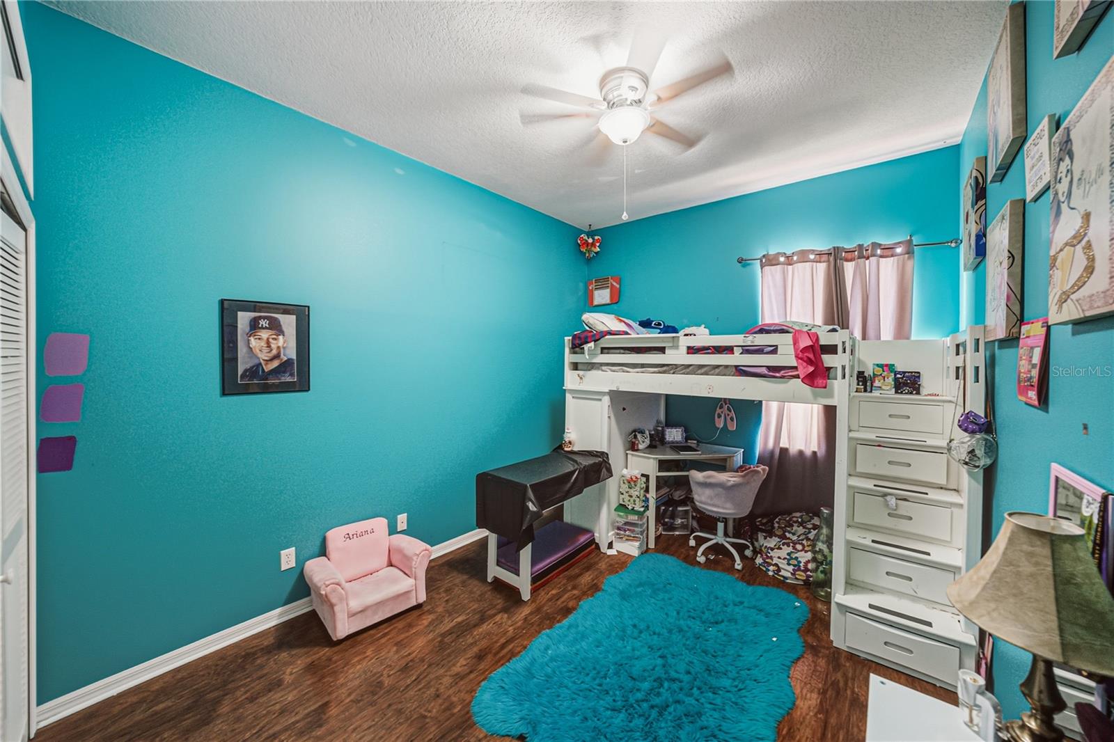 Image 37 of 59 For 3926 Meadowlark Court