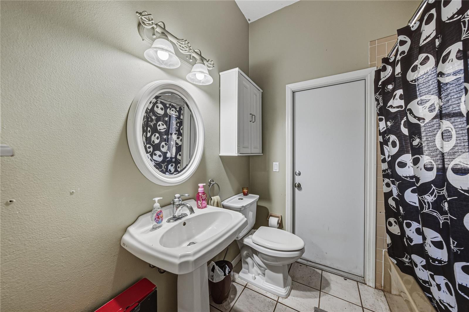 Image 42 of 59 For 3926 Meadowlark Court