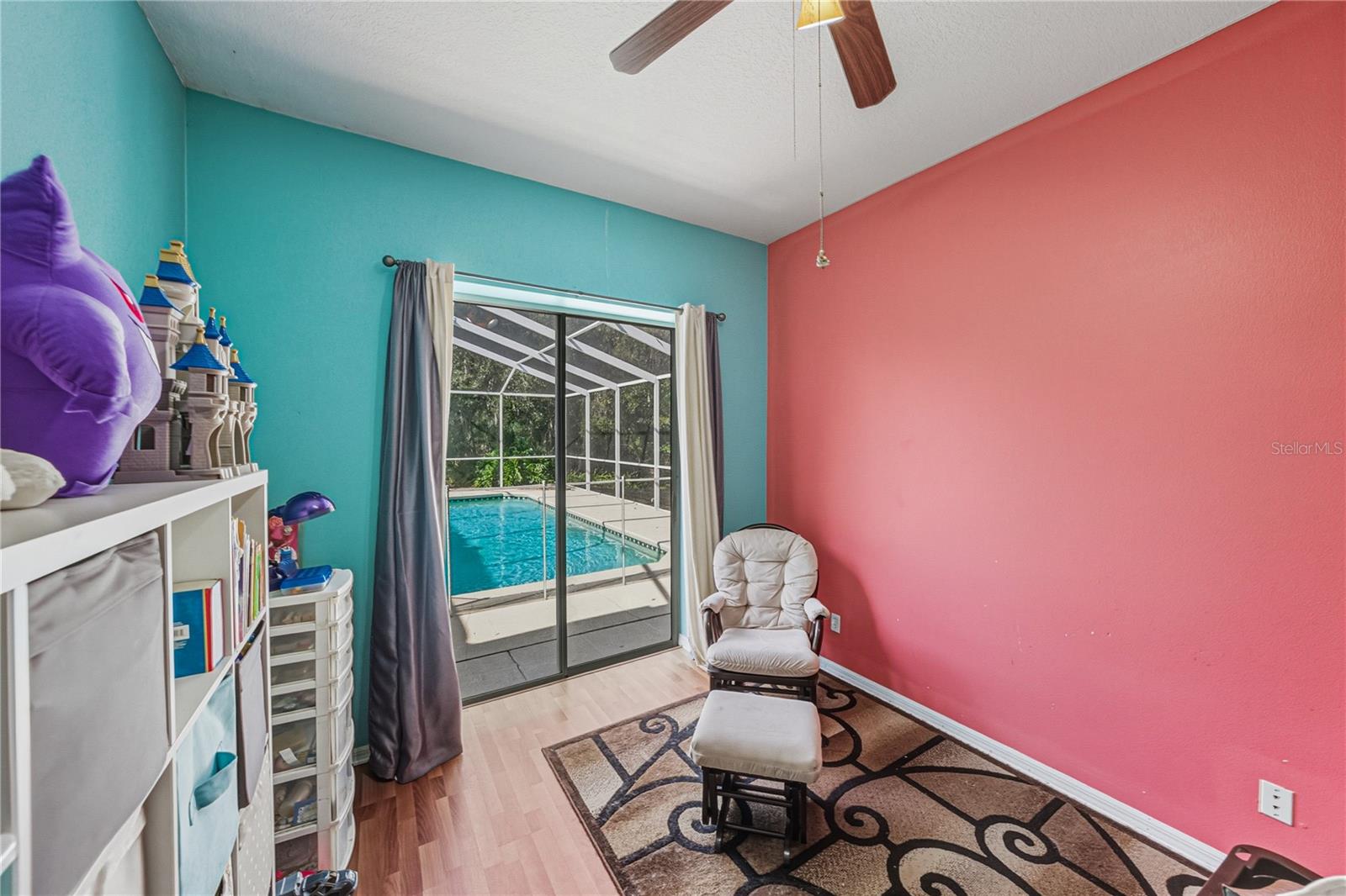 Image 44 of 59 For 3926 Meadowlark Court