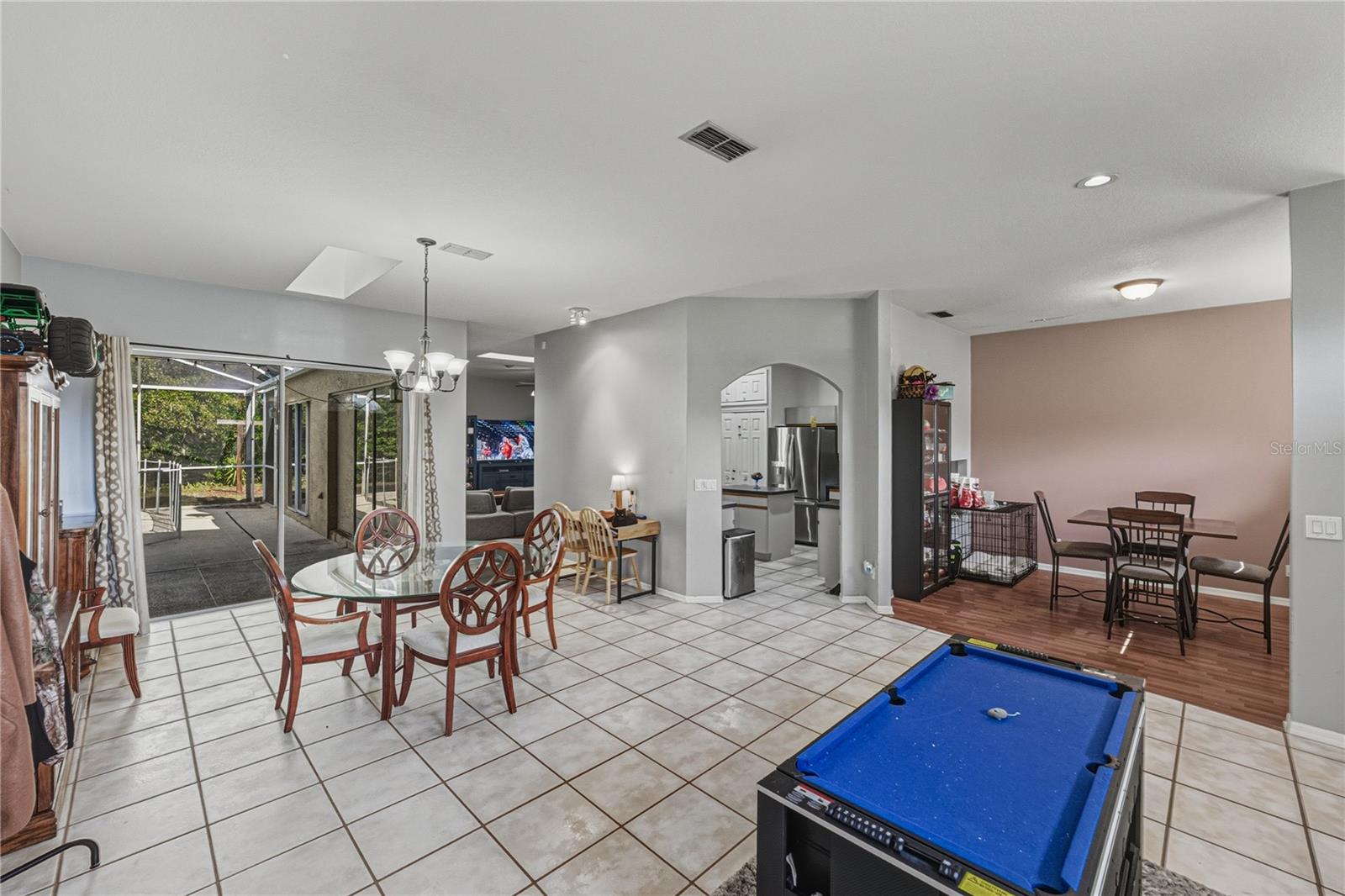 Image 7 of 59 For 3926 Meadowlark Court