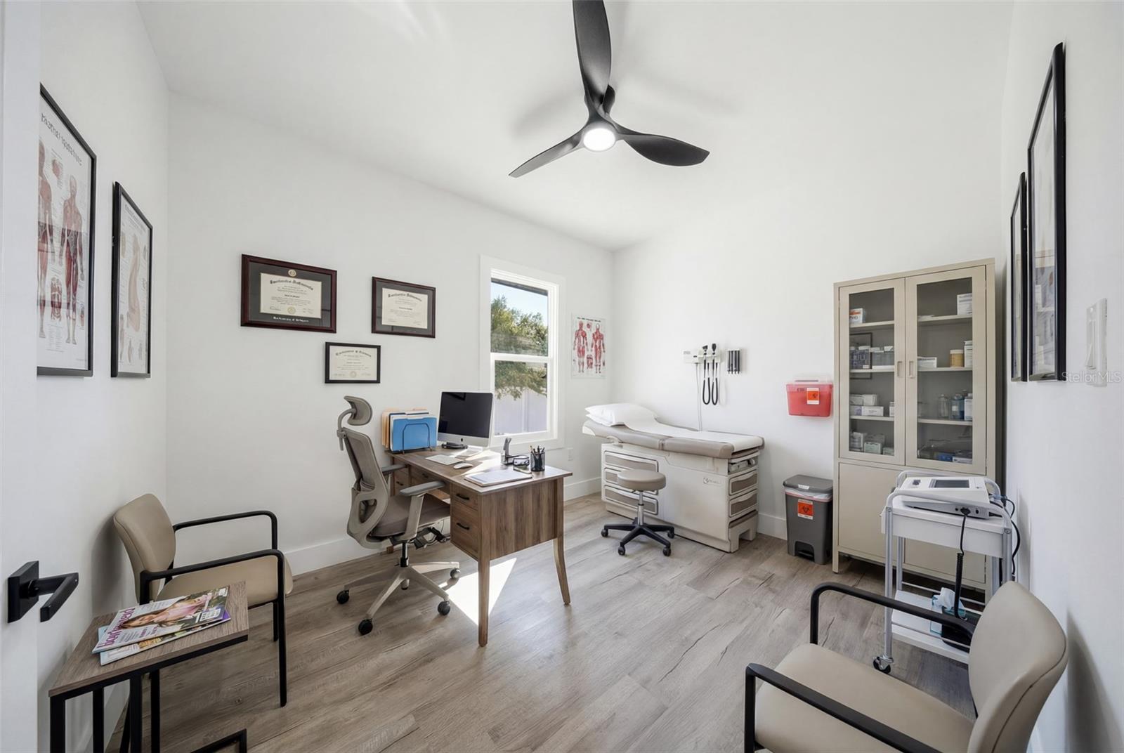 Image 12 of 26 For 2051 1st Avenue N