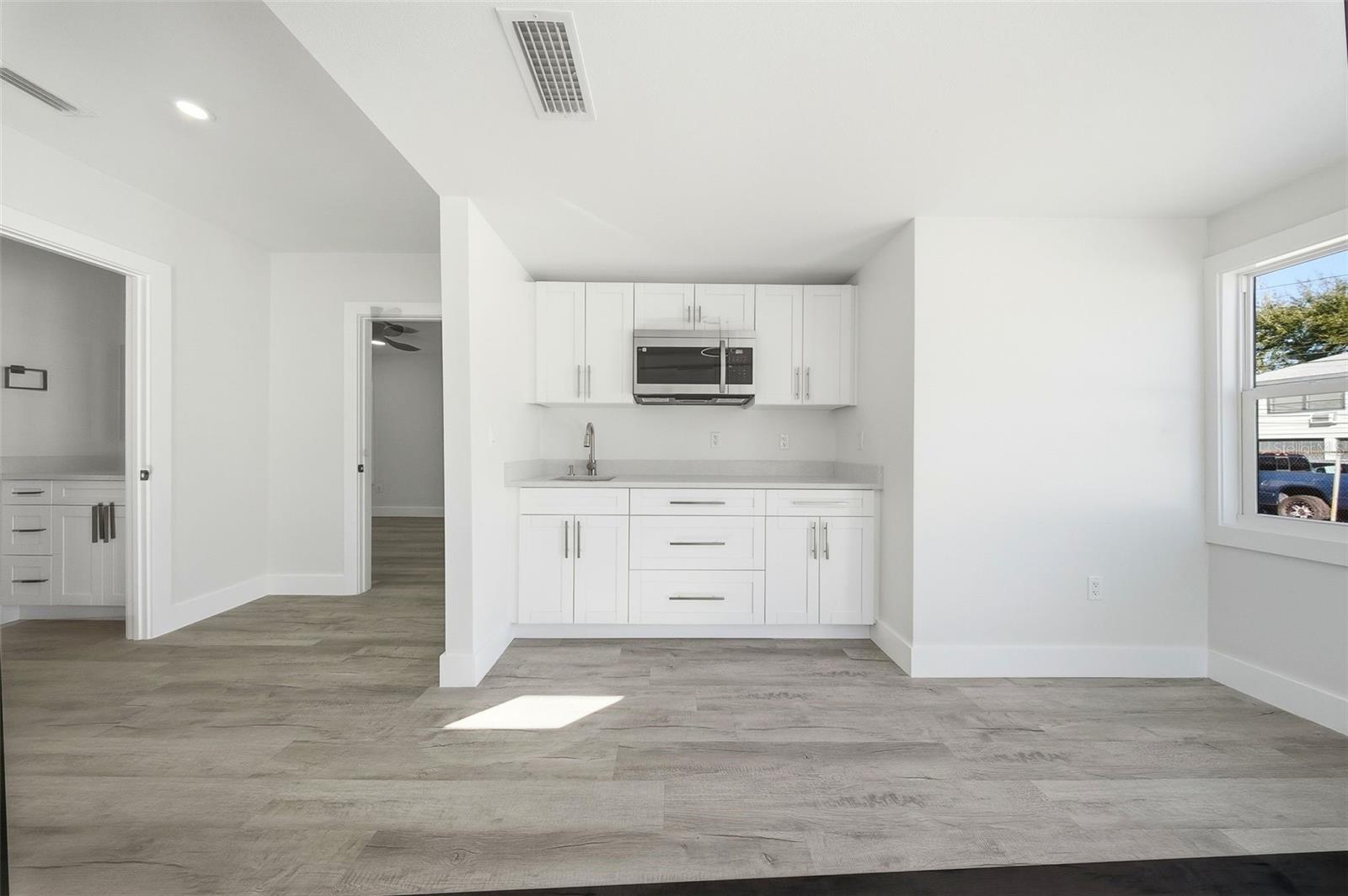 Image 13 of 26 For 2051 1st Avenue N