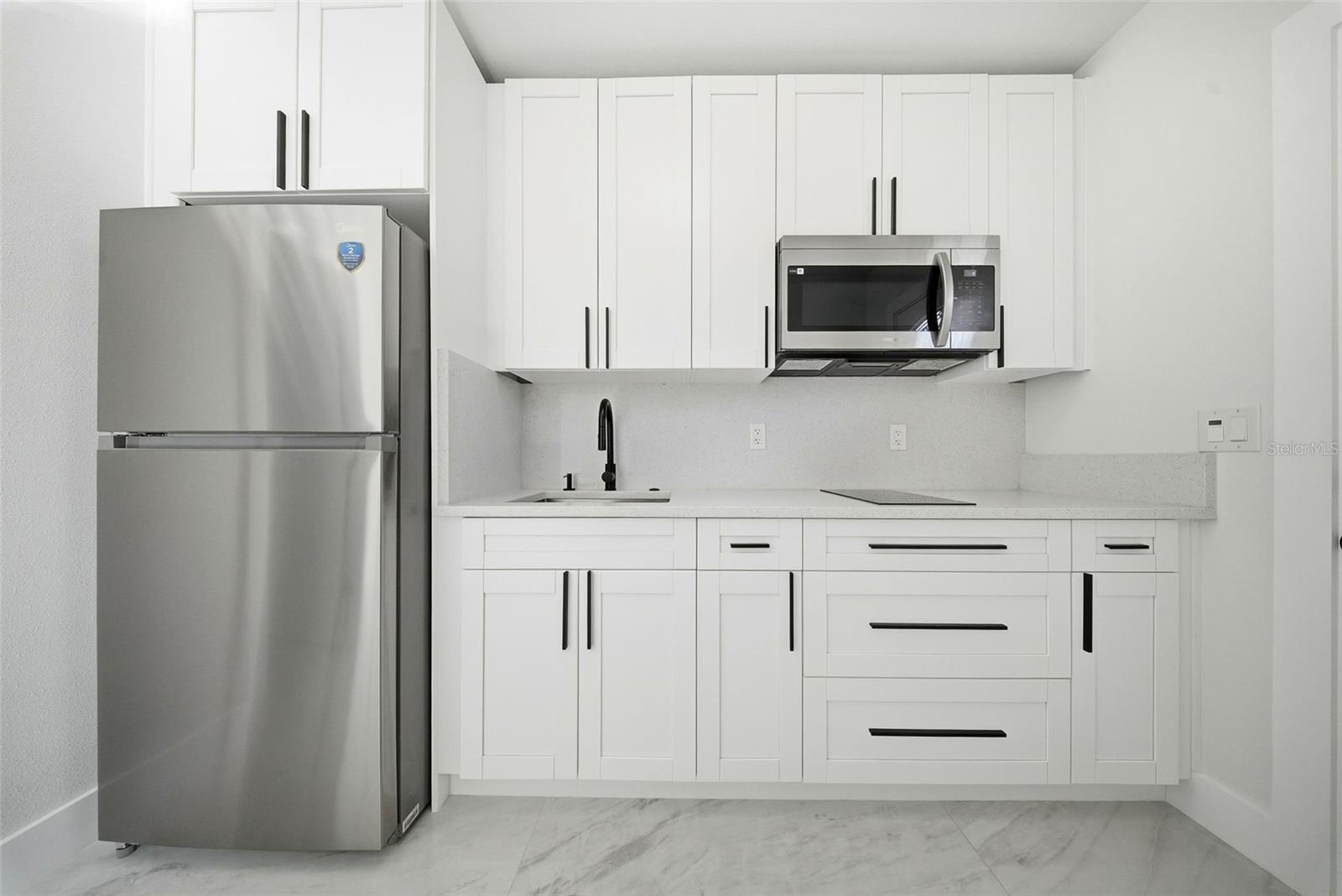 Image 23 of 26 For 2051 1st Avenue N