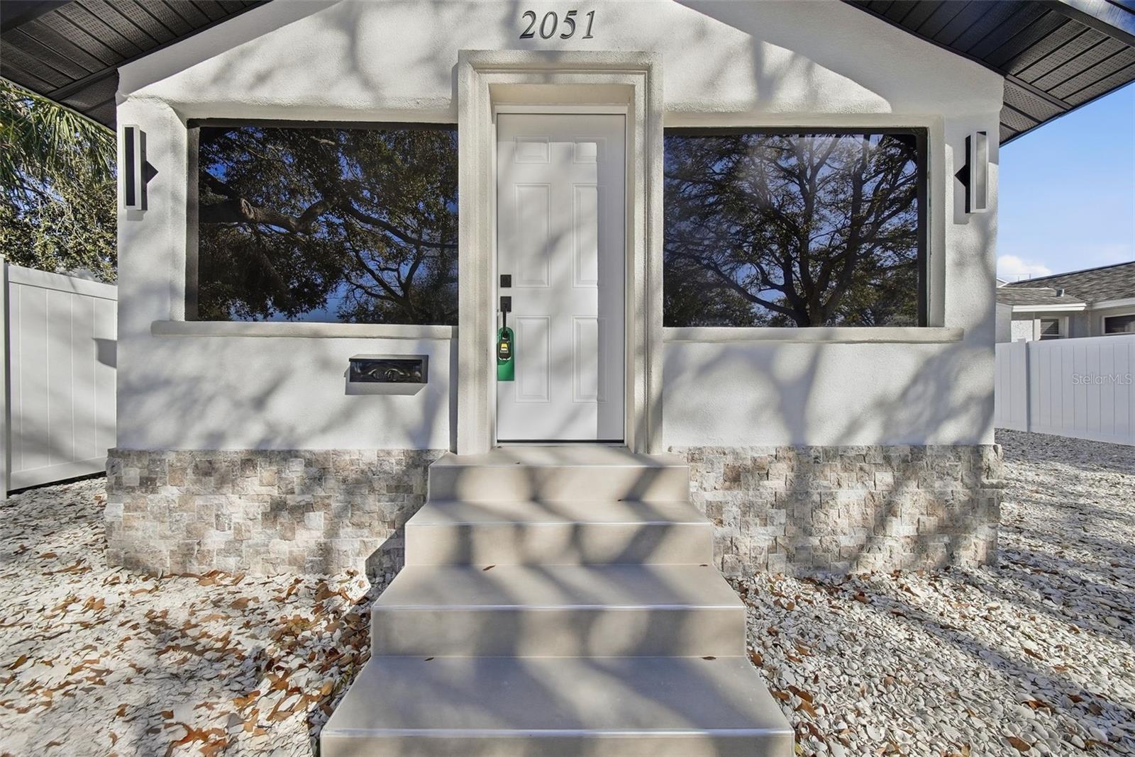 Image 26 of 26 For 2051 1st Avenue N