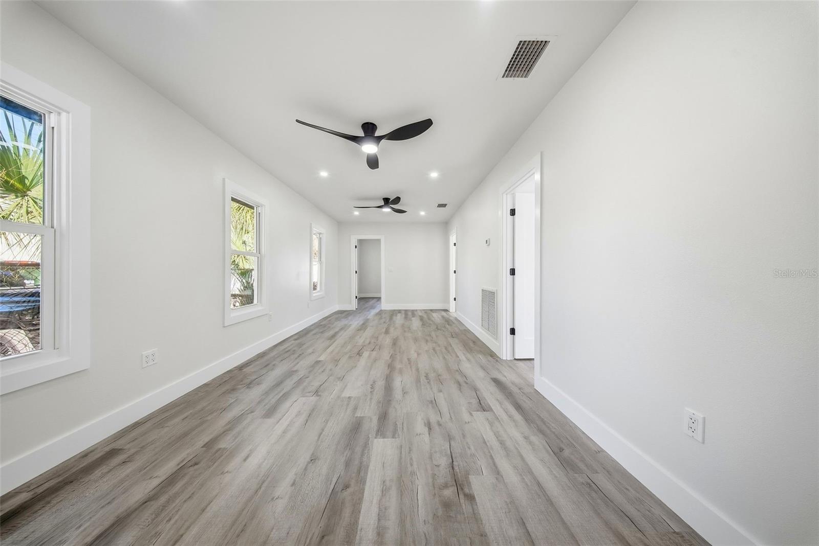 Image 7 of 26 For 2051 1st Avenue N