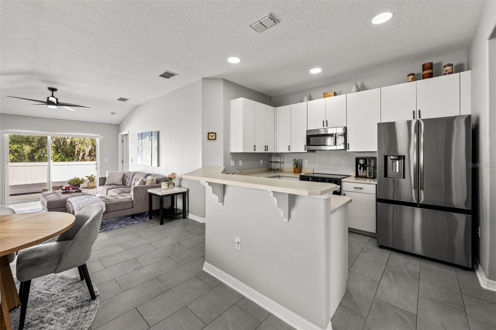 Image 6 of 42 For 8707 Corinthian Way