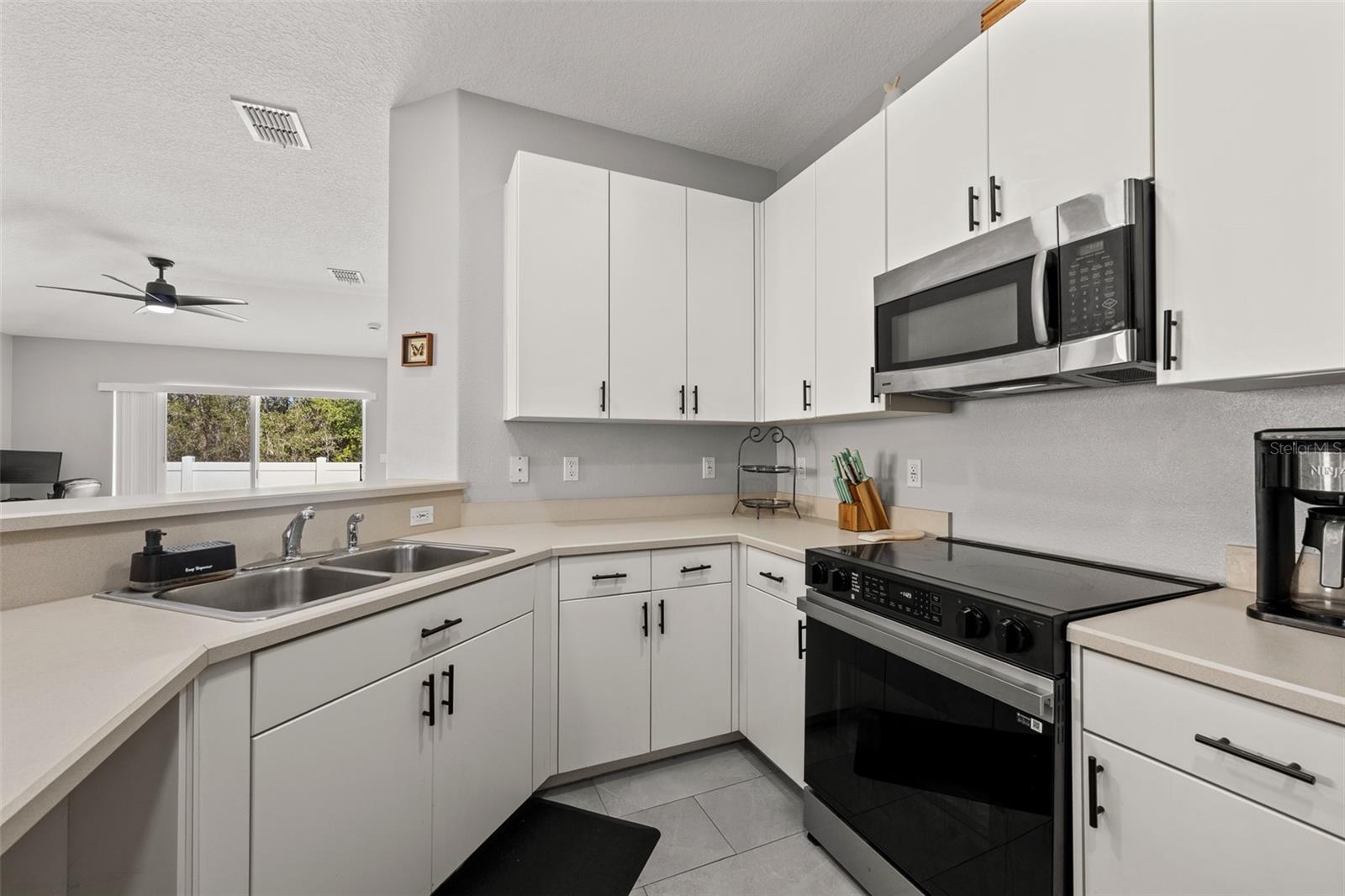 Image 9 of 42 For 8707 Corinthian Way