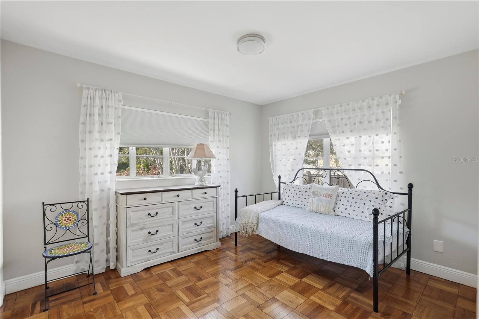 Image 11 of 23 For 2308 Fairway Avenue S