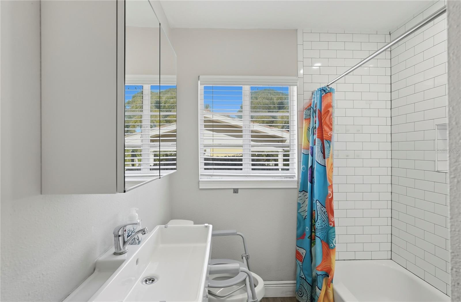 Image 12 of 23 For 2308 Fairway Avenue S