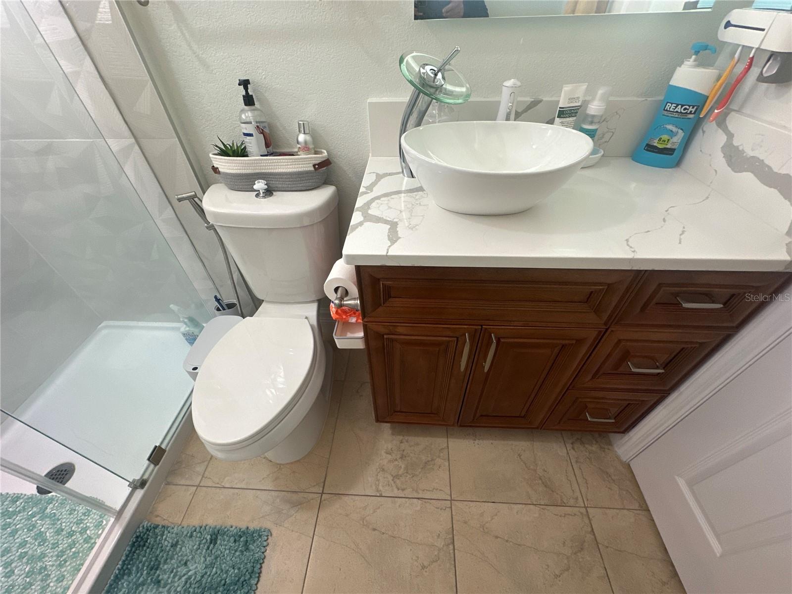 Image 19 of 39 For 7009 Salinas Court