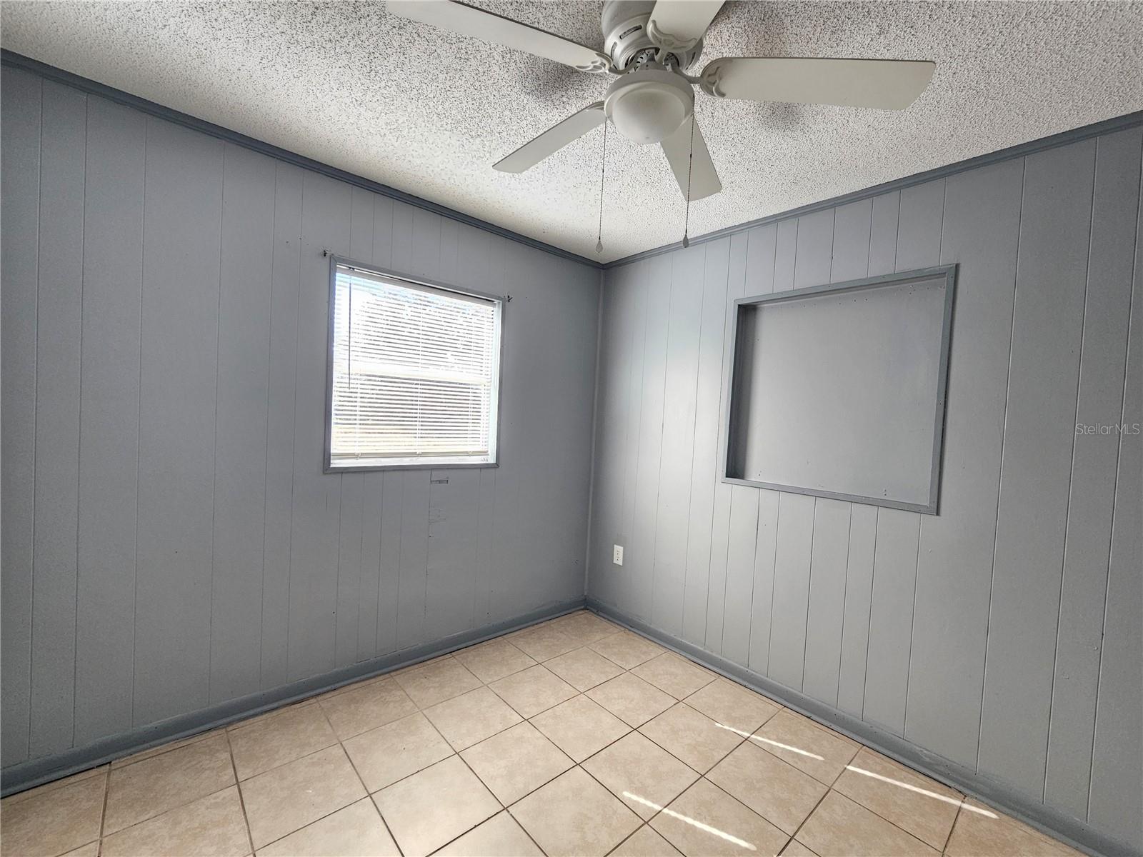 Image 10 of 23 For 945 Reynolds Road