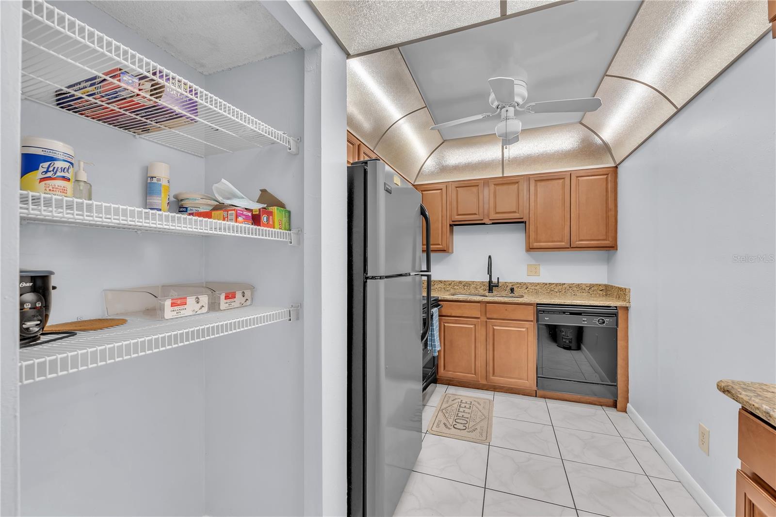 Image 11 of 22 For 801 Russell Lane 255