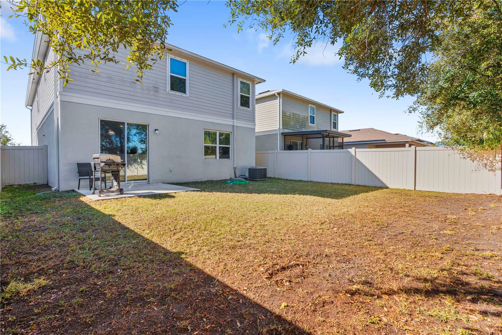 Image 24 of 66 For 7612 Sunshine Bridge Avenue