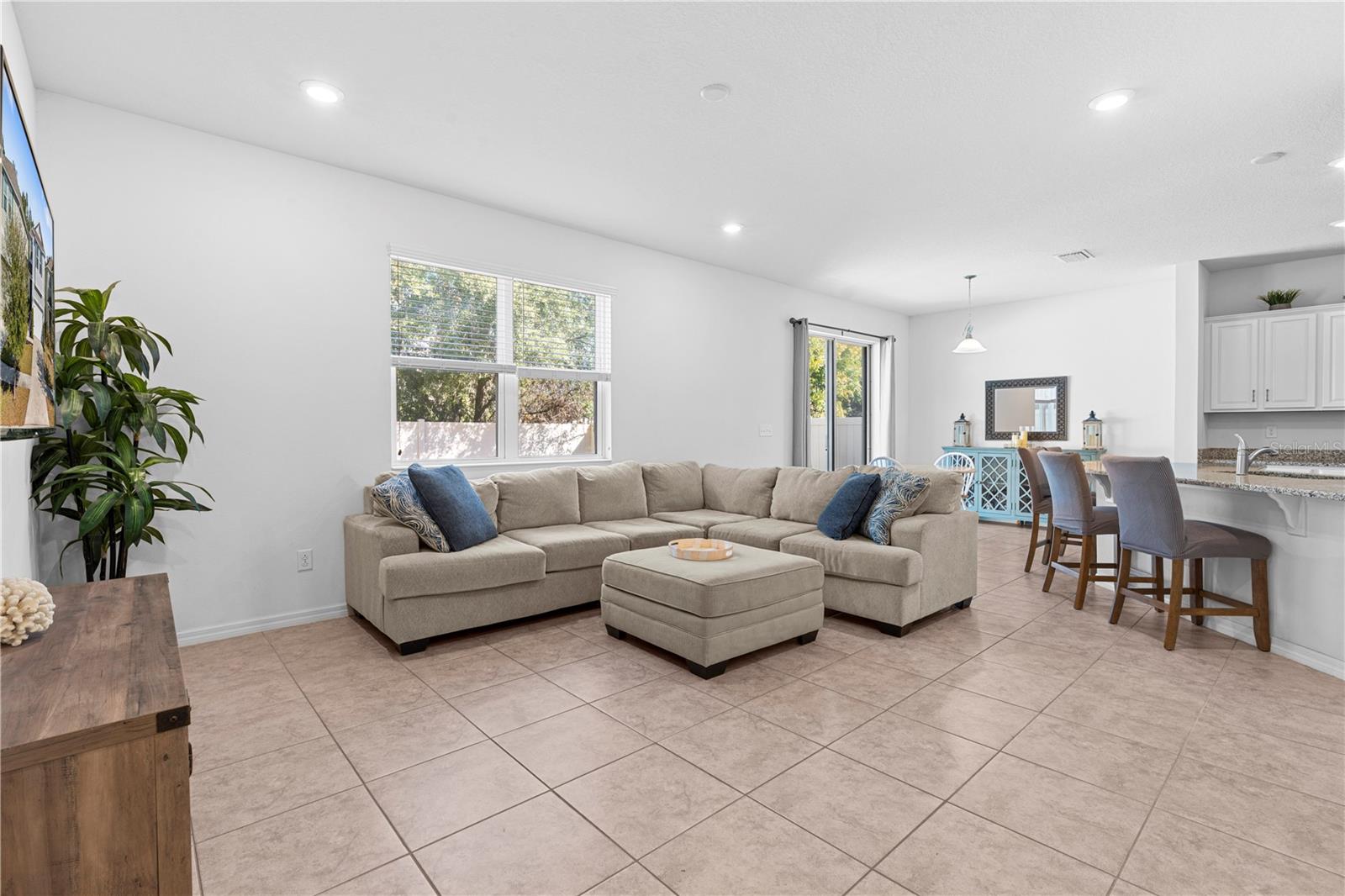 Image 32 of 66 For 7612 Sunshine Bridge Avenue