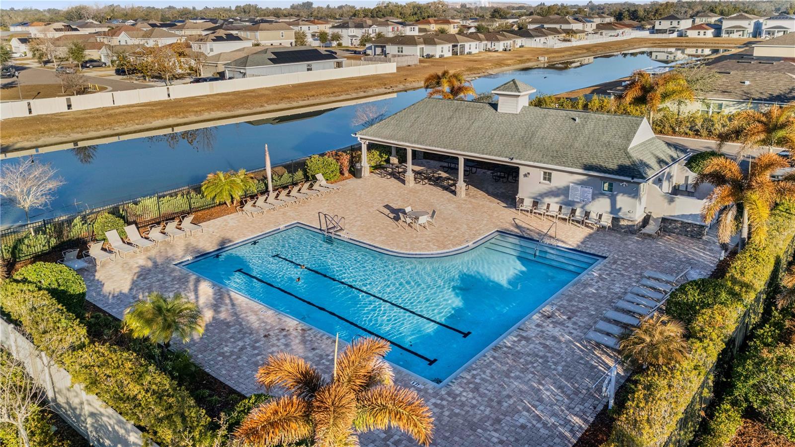 Image 4 of 66 For 7612 Sunshine Bridge Avenue