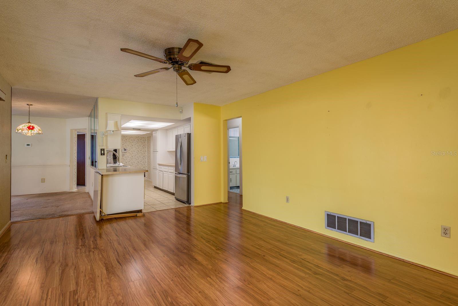 Image 14 of 34 For 1408 Garden Avenue