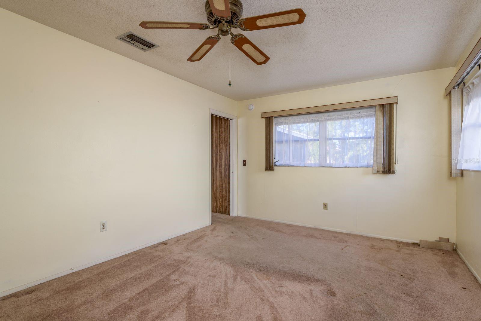 Image 19 of 34 For 1408 Garden Avenue