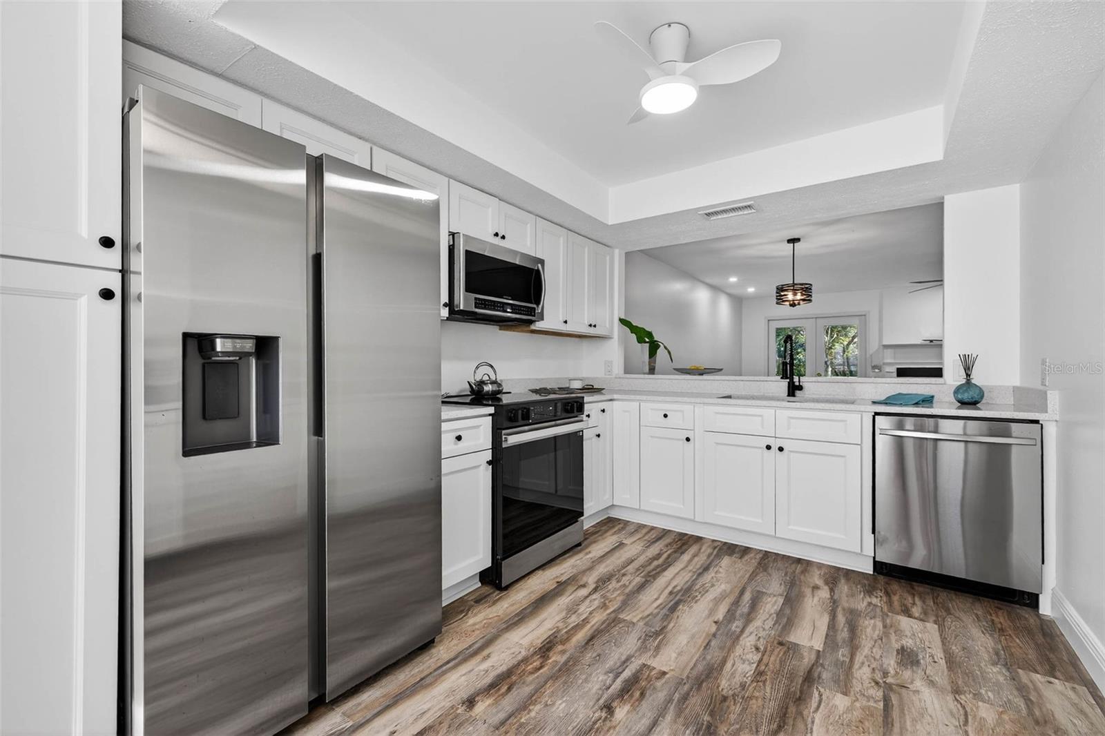 Image 10 of 31 For 5300 Bayshore Boulevard C6