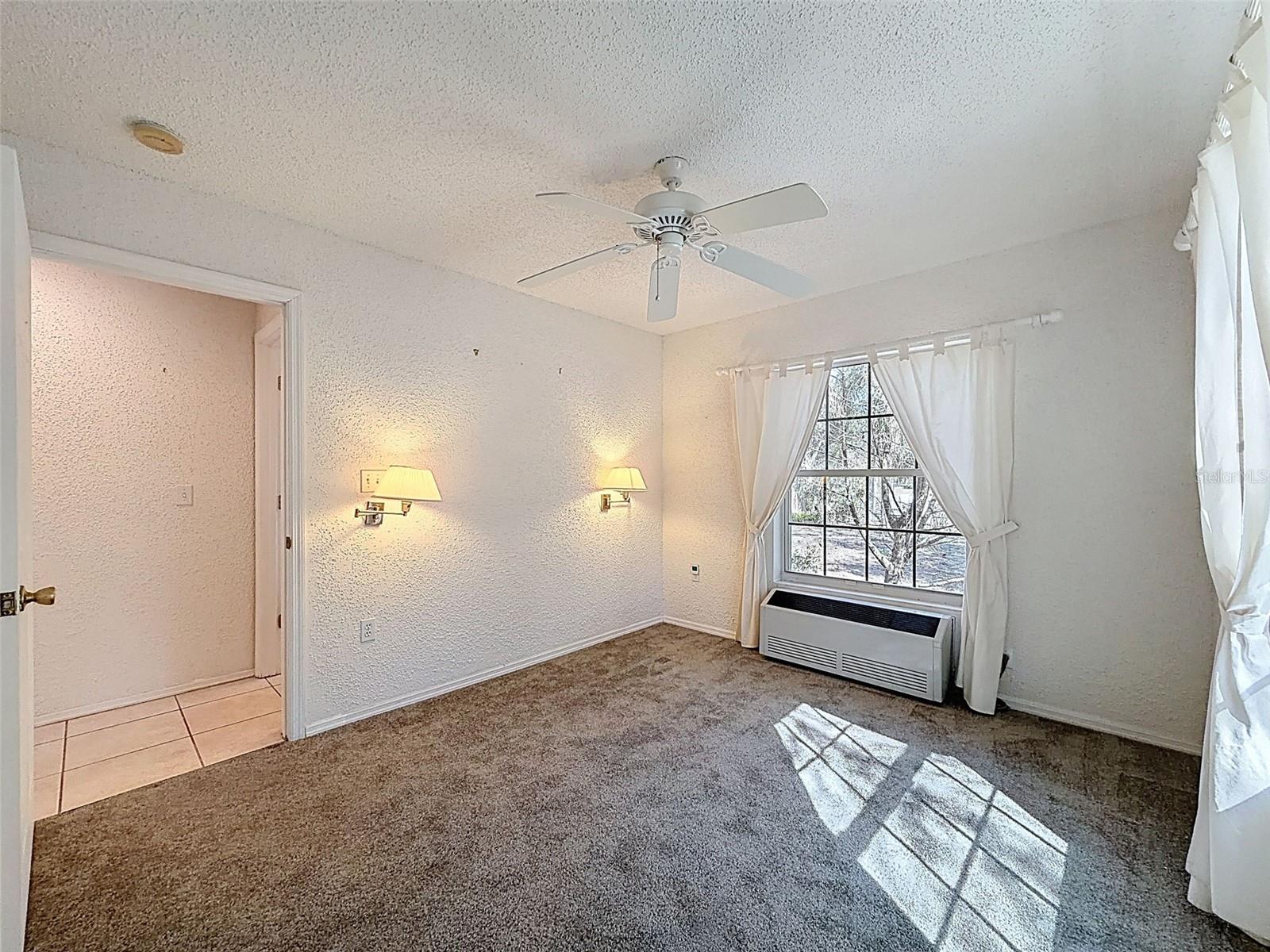 Listing photo id 37 for 18324 Jorene Road