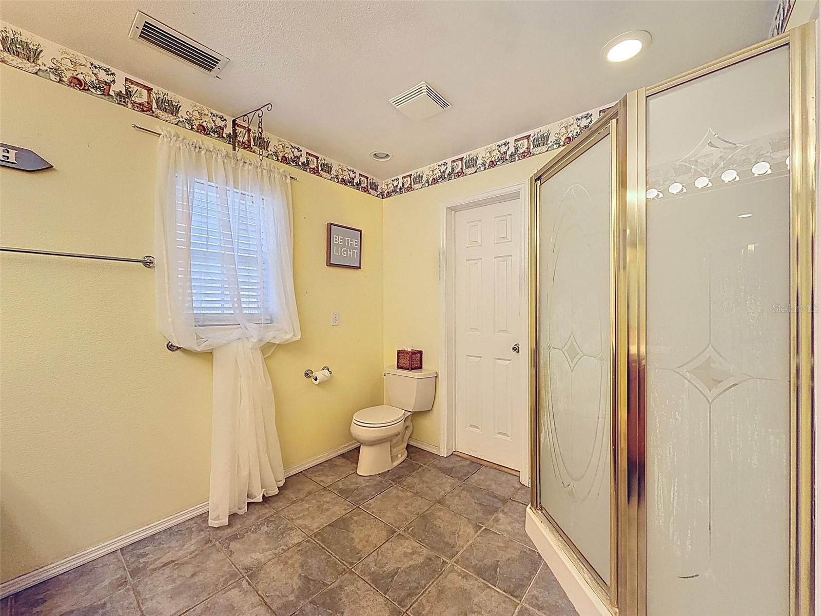 Listing photo id 46 for 18324 Jorene Road