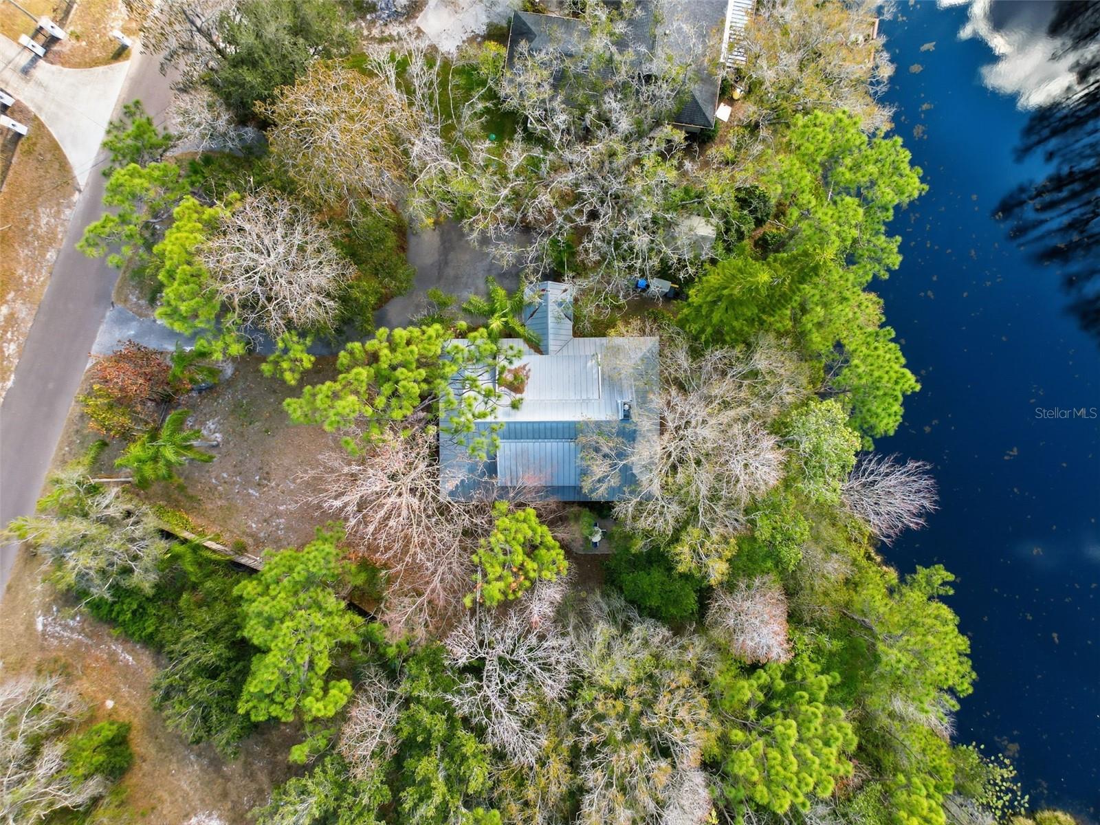 Listing photo id 66 for 18324 Jorene Road