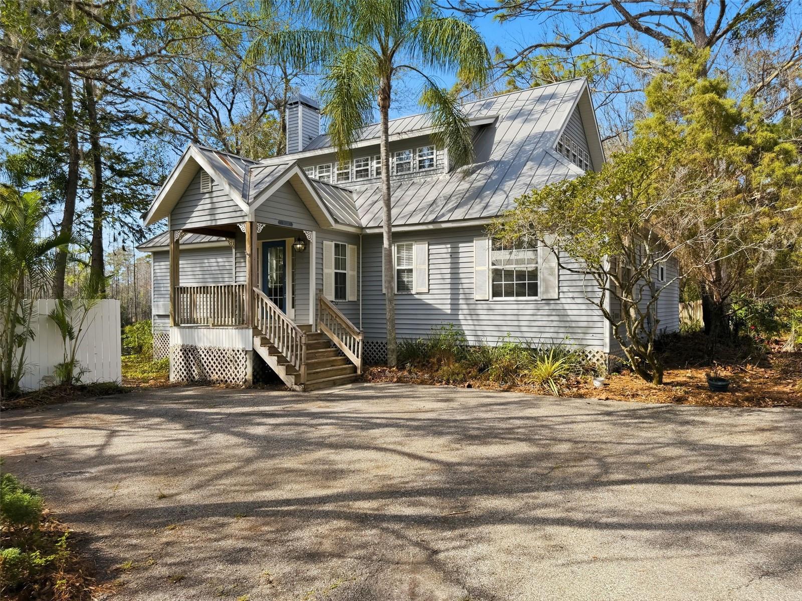 Listing photo id 5 for 18324 Jorene Road