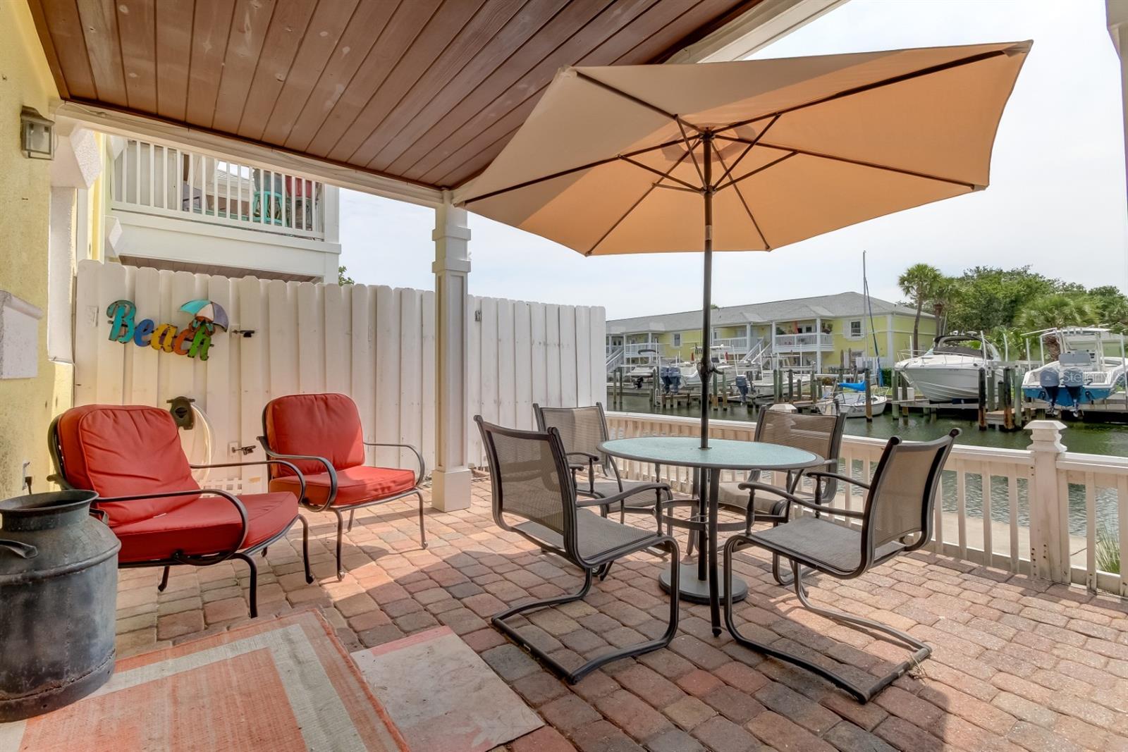 Image 18 of 32 For 5092 Beach Drive Se A