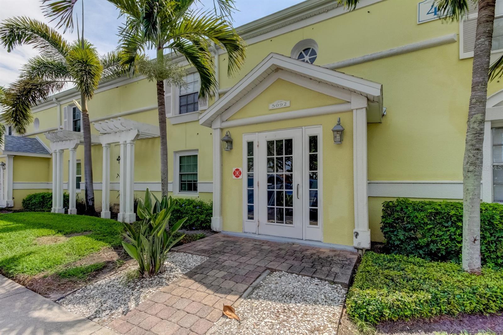 Image 2 of 32 For 5092 Beach Drive Se A