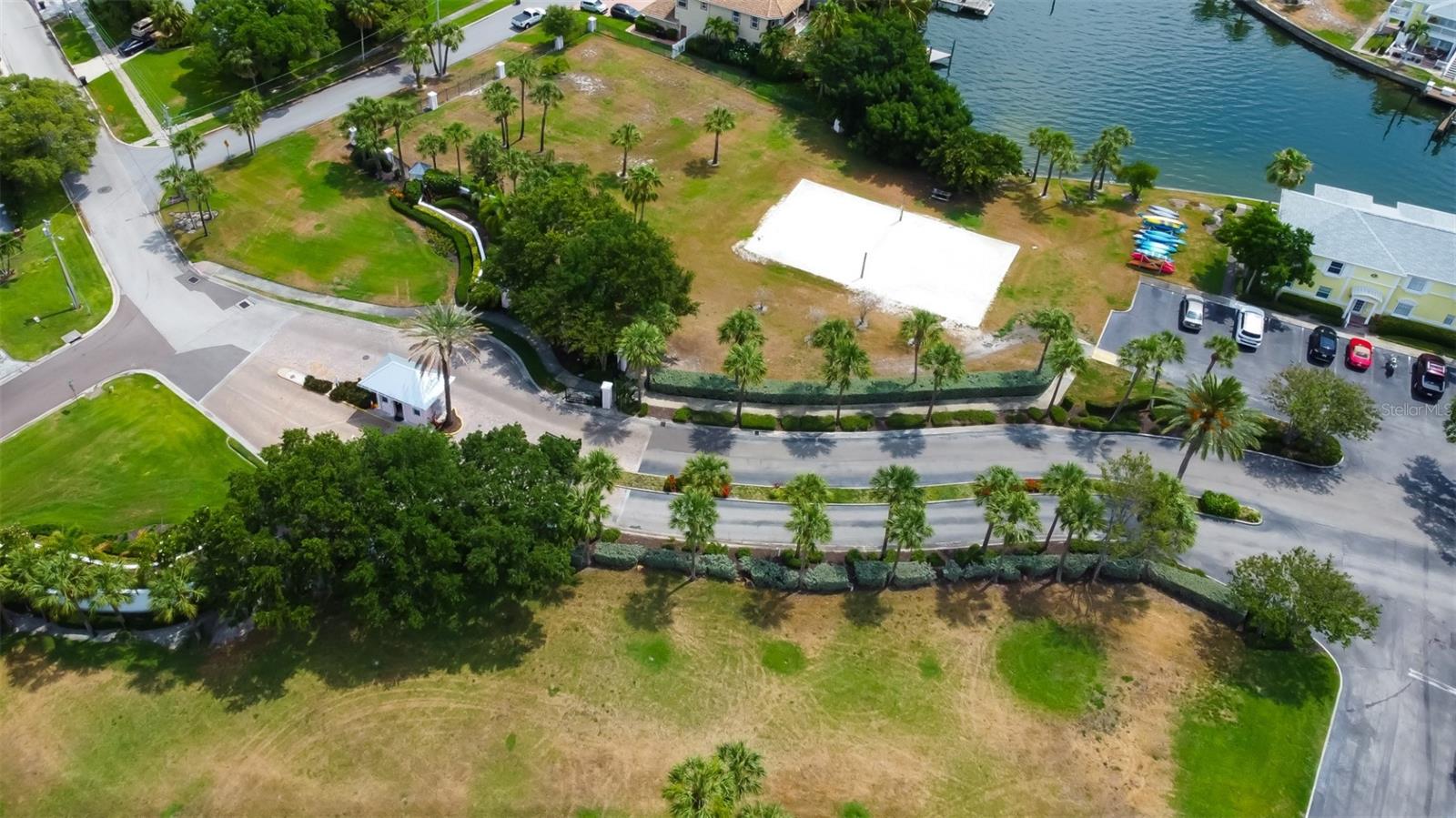 Image 30 of 32 For 5092 Beach Drive Se A