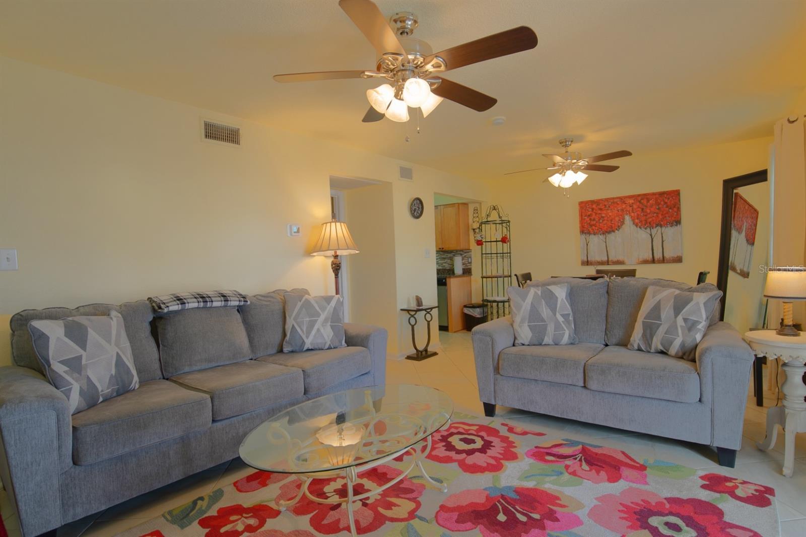 Image 6 of 32 For 5092 Beach Drive Se A