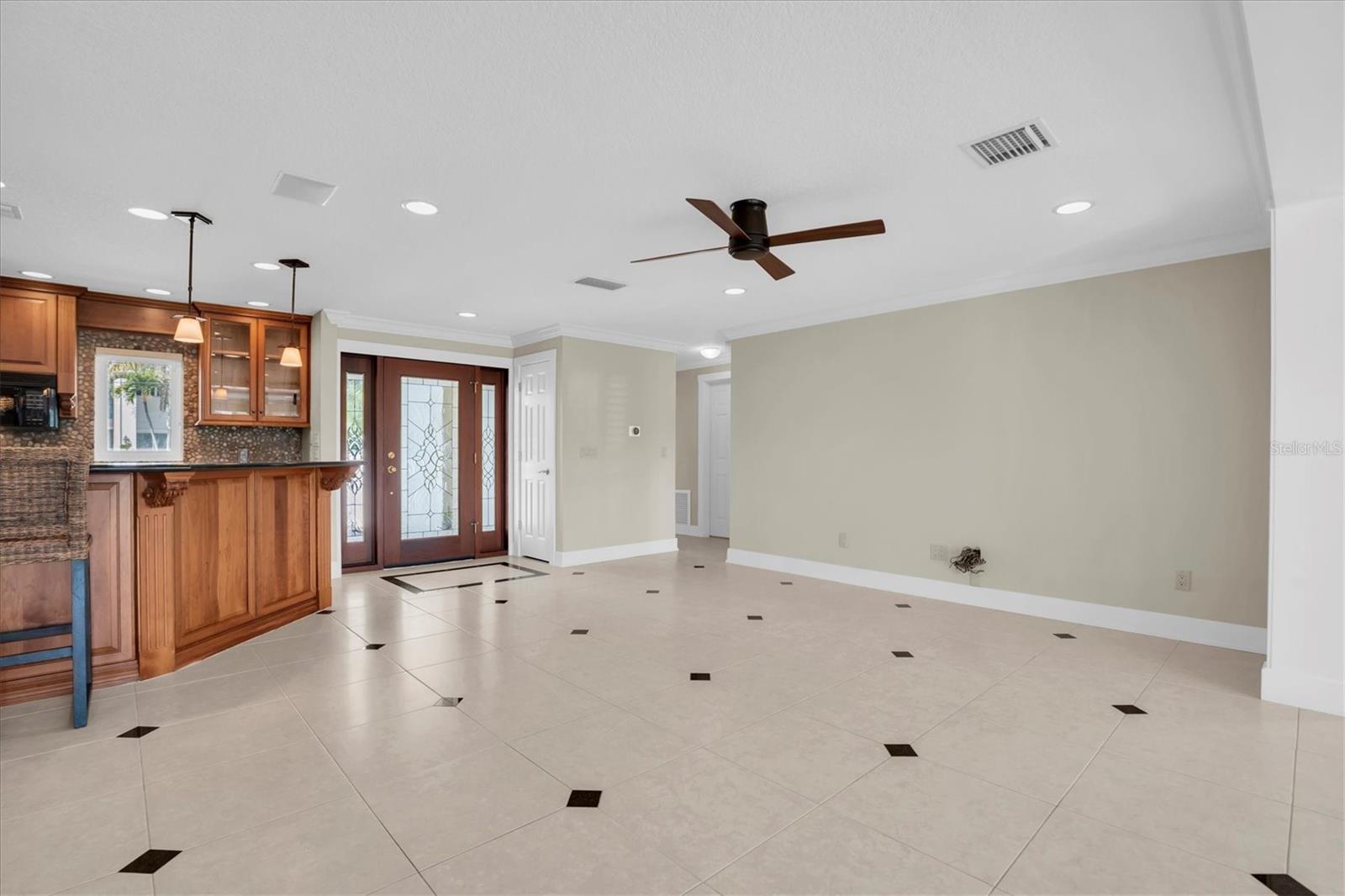 Image 16 of 54 For 309 Buttonwood Lane