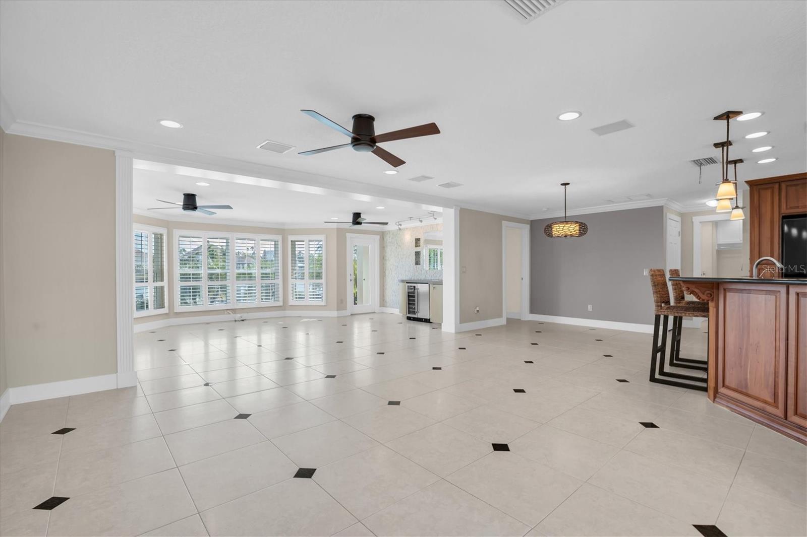 Image 18 of 54 For 309 Buttonwood Lane