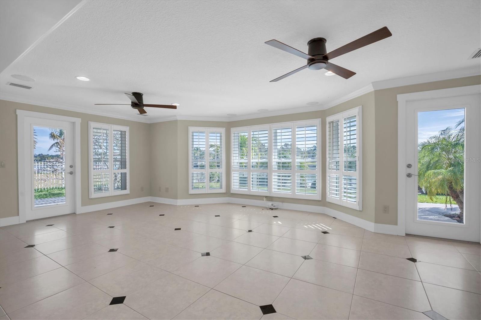 Image 21 of 54 For 309 Buttonwood Lane