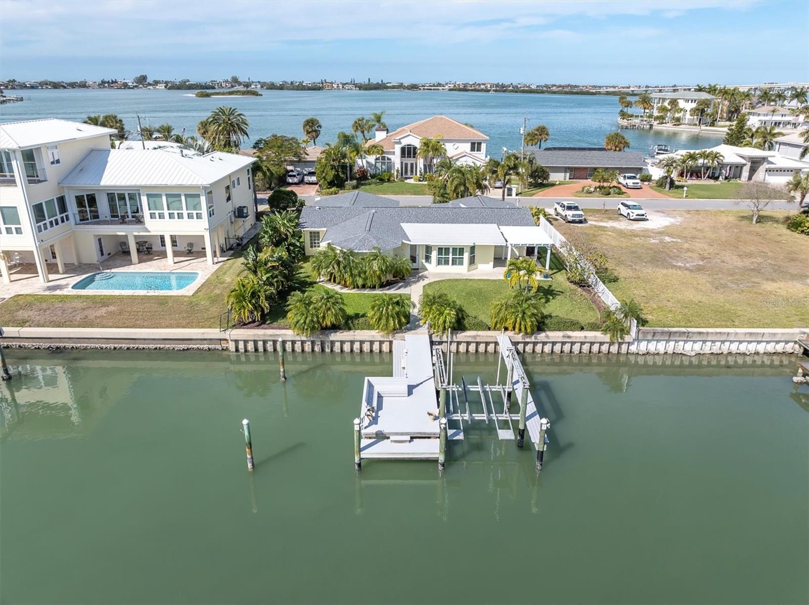 Image 6 of 54 For 309 Buttonwood Lane