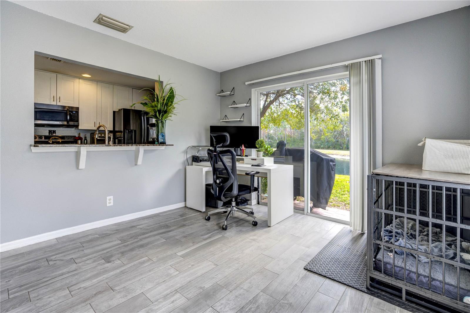 Image 12 of 55 For 9550 Charlesberg Drive