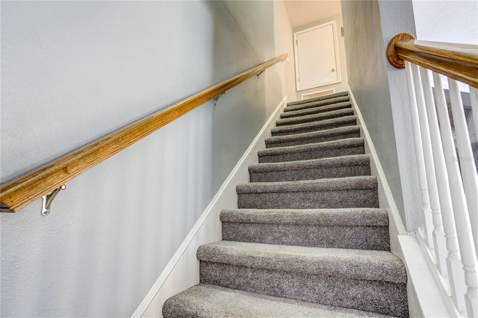 Image 19 of 55 For 9550 Charlesberg Drive