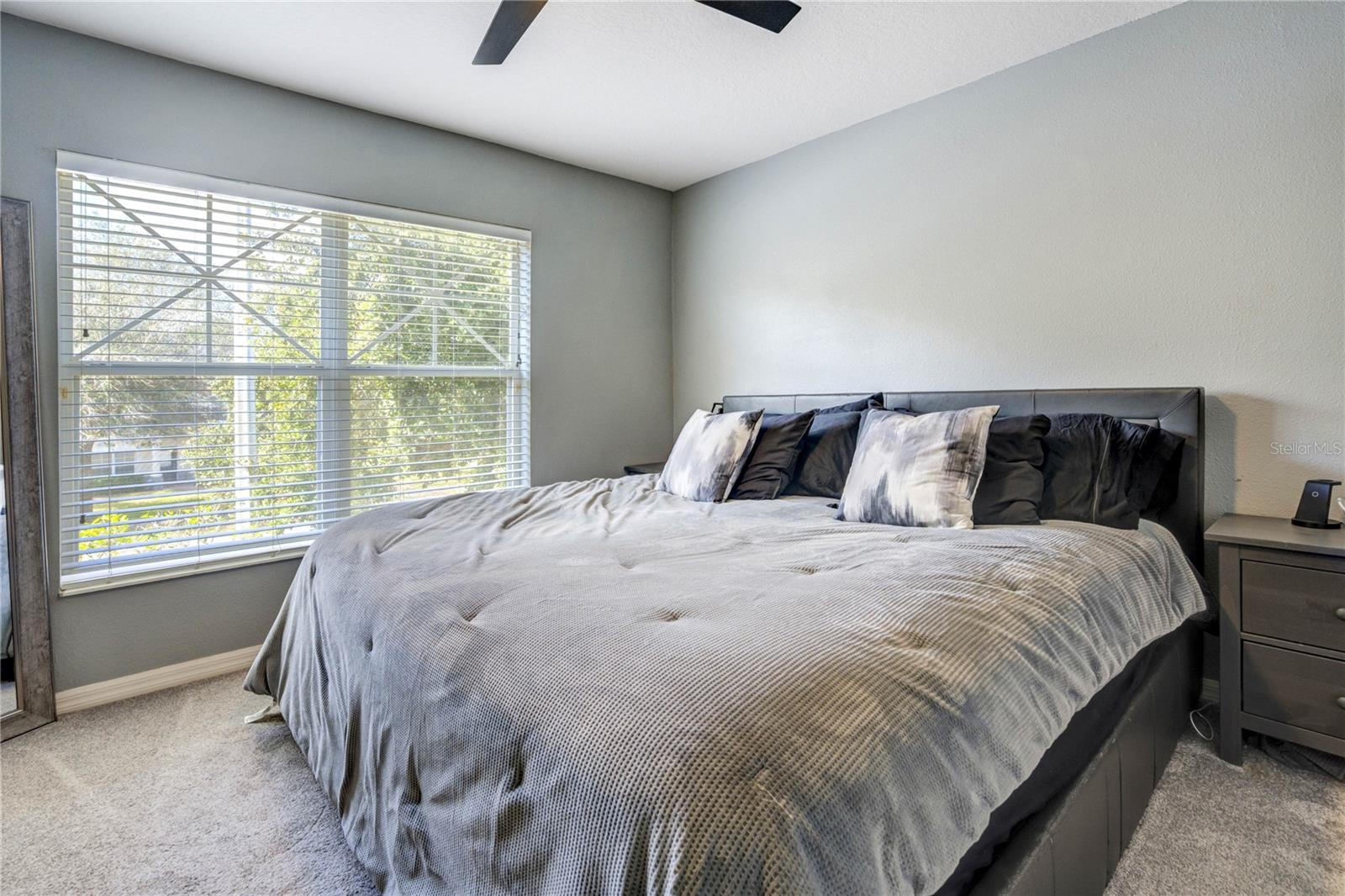 Image 21 of 55 For 9550 Charlesberg Drive