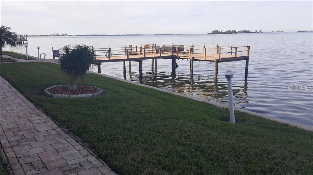 Image 14 of 27 For 464 Paula Drive N 323