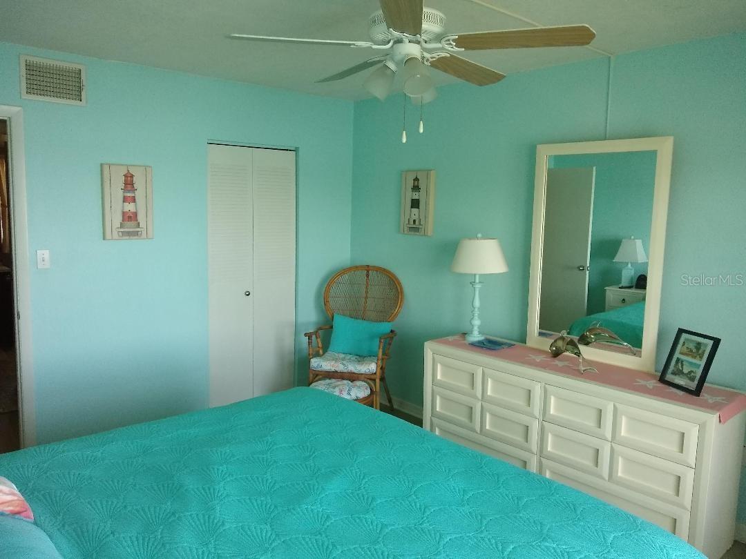 Image 6 of 27 For 464 Paula Drive N 323