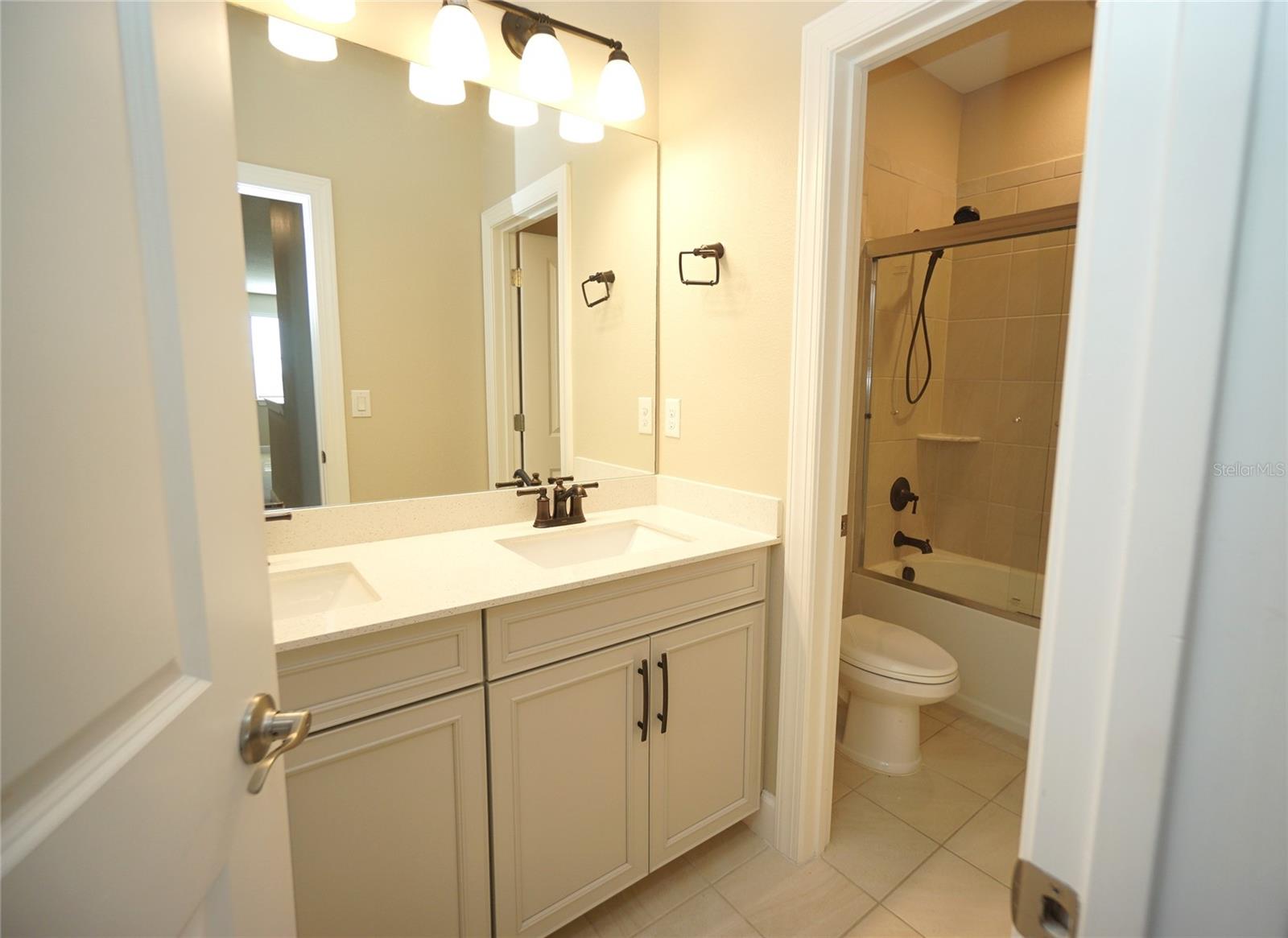 Image 18 of 33 For 34480 Wynthorne Place