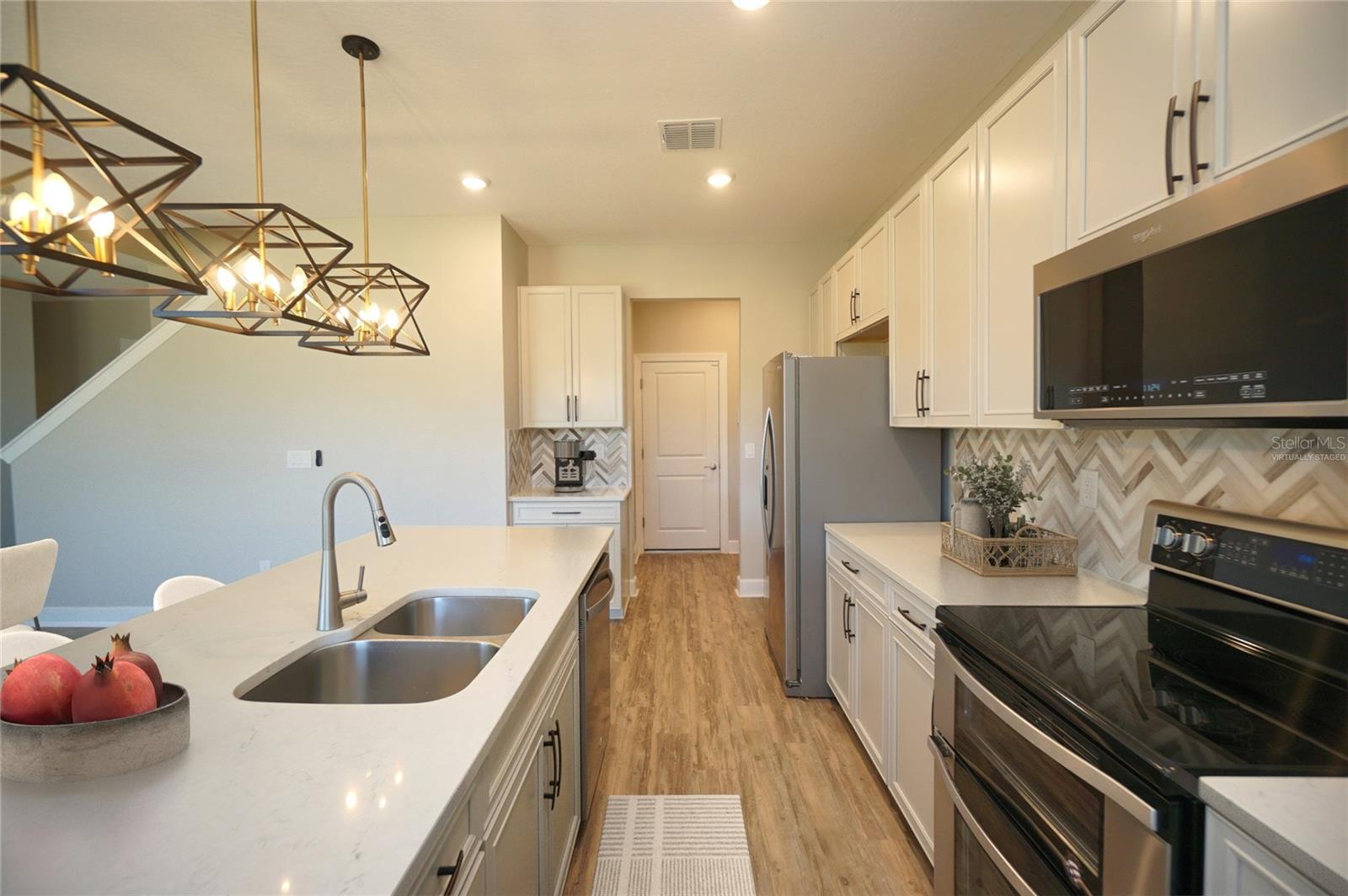 Image 9 of 33 For 34480 Wynthorne Place