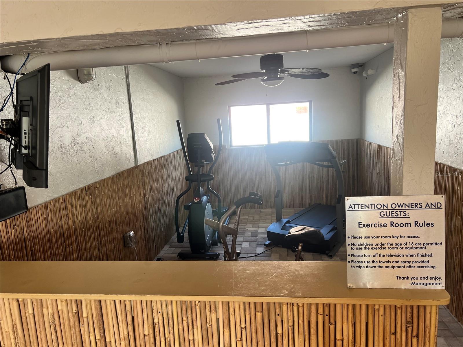 Image 33 of 39 For 1001 Point Of Rocks Road 611