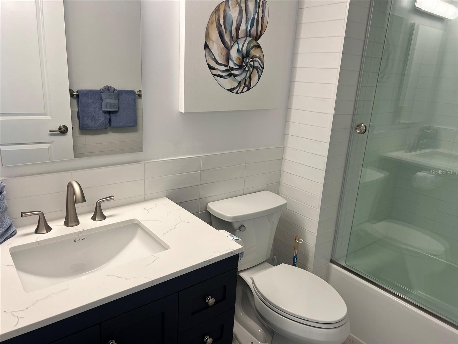 Image 8 of 39 For 1001 Point Of Rocks Road 611