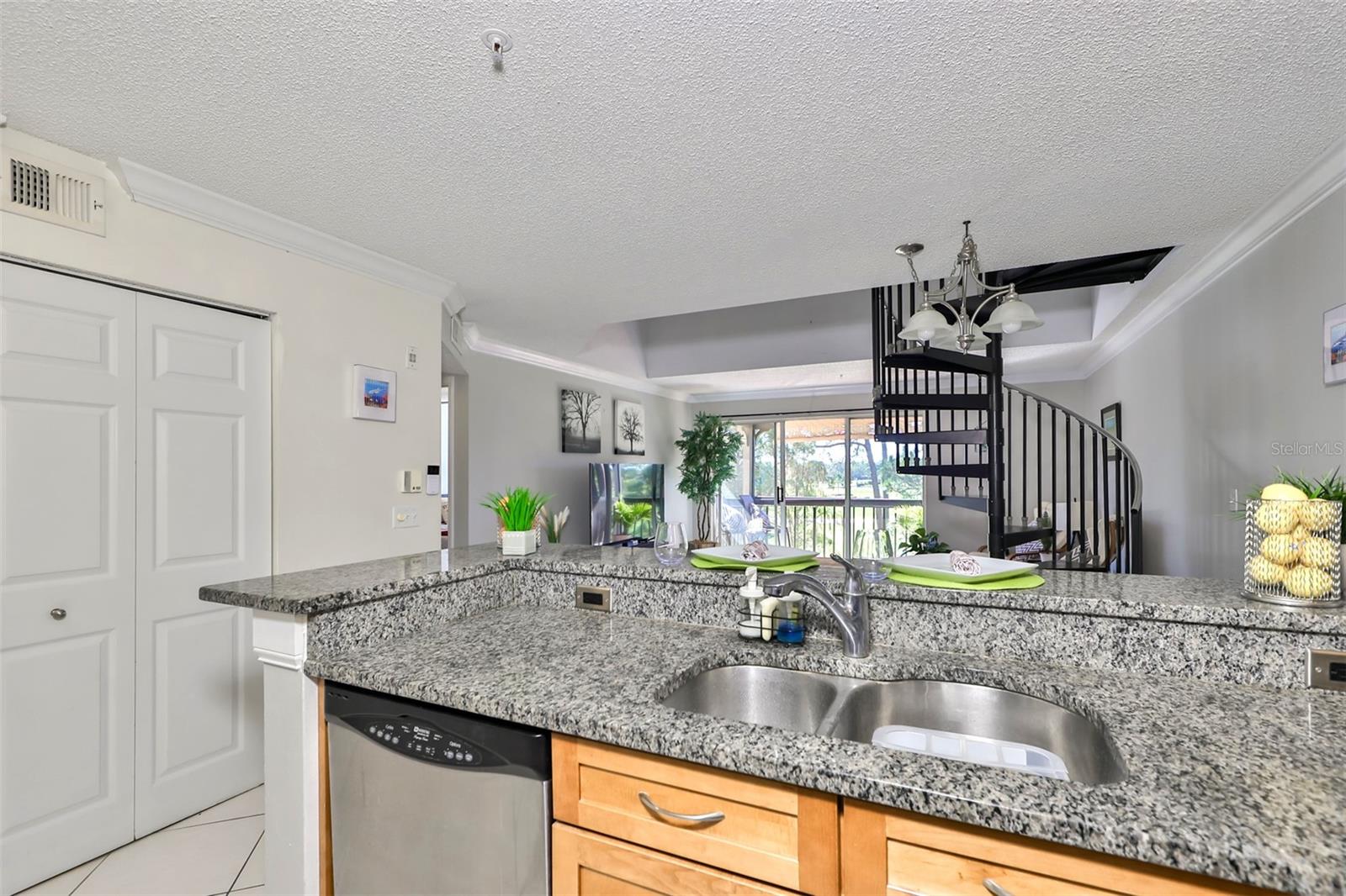 Image 10 of 45 For 2400 Feather Sound Drive 332