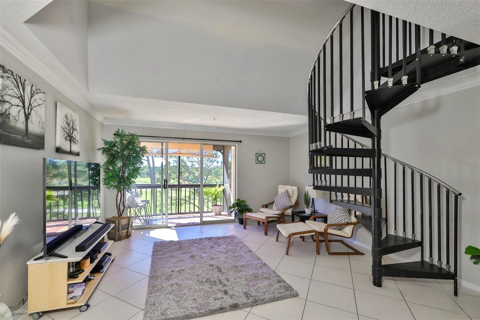 Image 11 of 45 For 2400 Feather Sound Drive 332